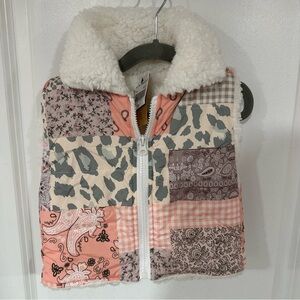 Quilt Print Sherpa Vest Size 4T/5T